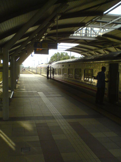 Train arrived at Kampar